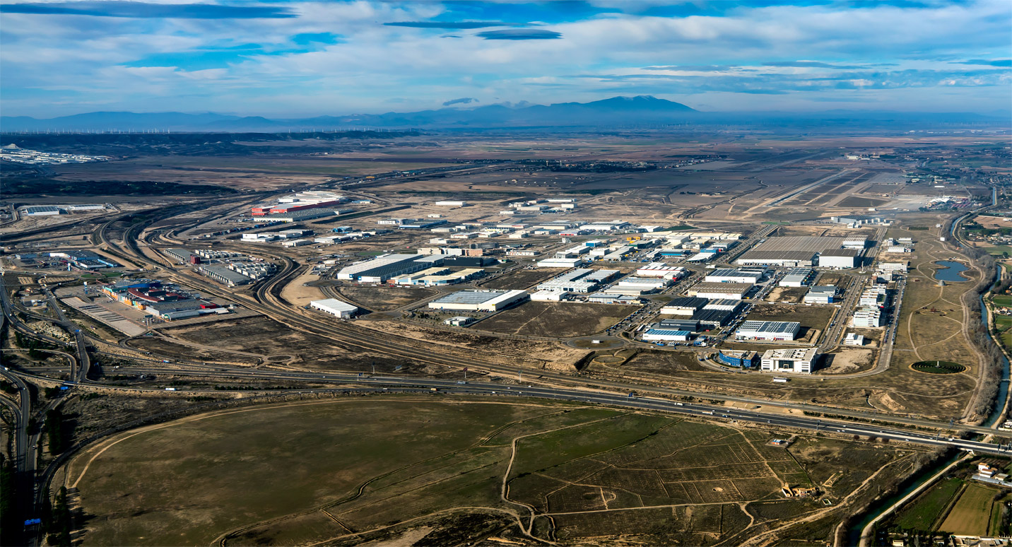 Plaza closes the sale of a new plot of 40,000m2 Plaza closes the sale of a new plot of 40,000m2