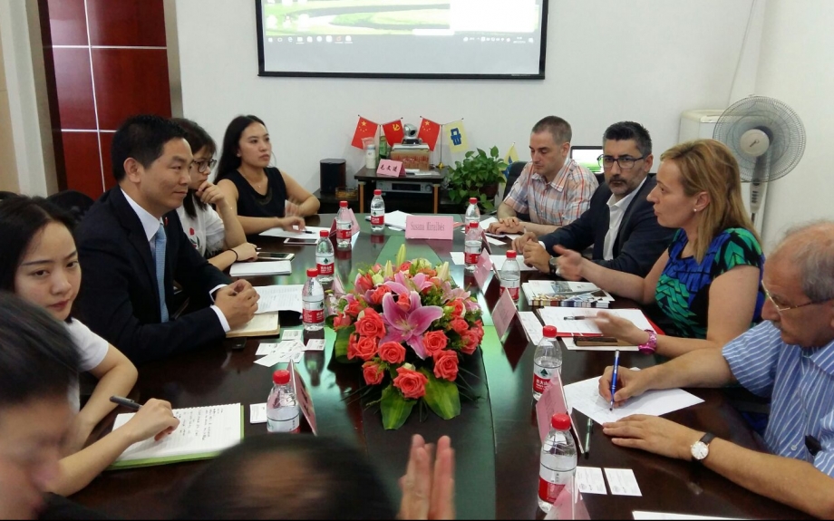 The Chinese group Cosco is interested in Aragon as a destination The Chinese group Cosco is interested in Aragon as a destination