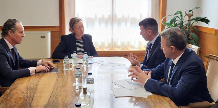 Plaza contará con un complejo pionero en Europa con 320 plazas de aparcamiento y servicios para transportistas Plaza contará con un complejo pionero en Europa con 320 plazas de aparcamiento y servicios para transportistas