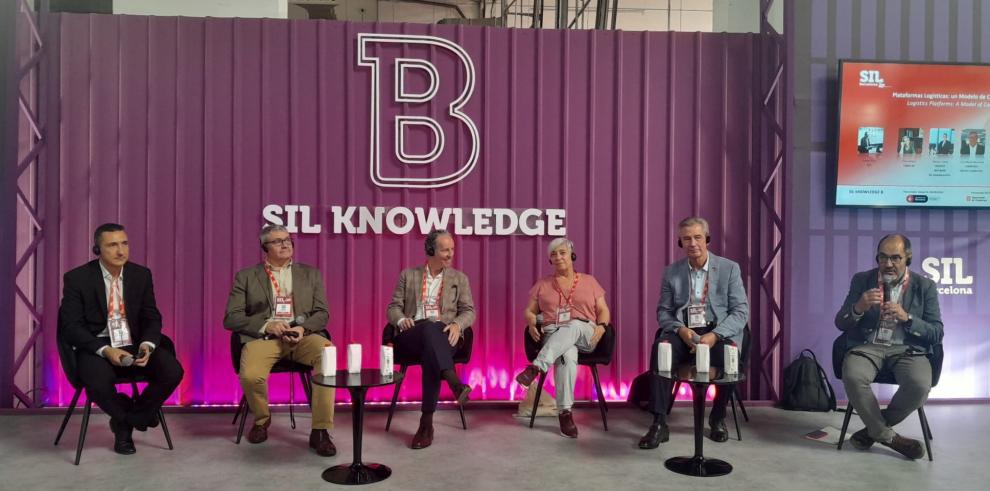 APL sigue con su agenda de intensos contactos en el Salón Internacional de Logística APL sigue con su agenda de intensos contactos en el Salón Internacional de Logística